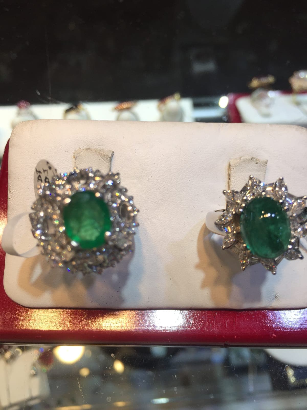 Emerald Cabochon Starburst Diamond Ring