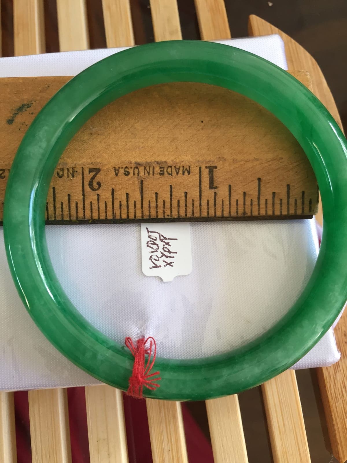 Vivid Green Jadeite Bangle
